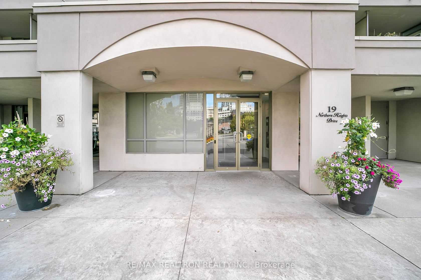 413 - 19 Northern Heights Drive, Langstaff, Richmond Hill 