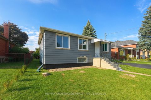 Photo 0 at 260 Connaught Avenue, Newtonbrook West, Toronto