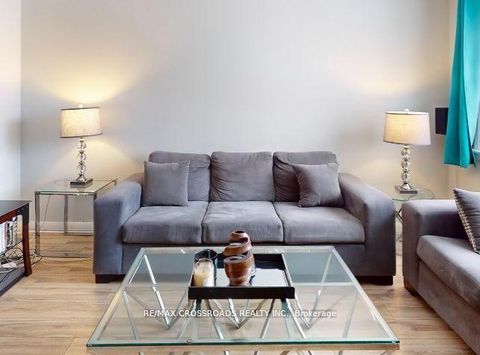 Photo 7 at 260 Connaught Avenue, Newtonbrook West, Toronto