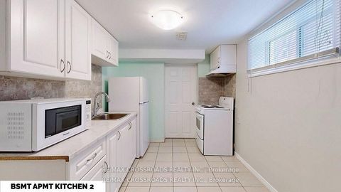 Photo 21 at 260 Connaught Avenue, Newtonbrook West, Toronto