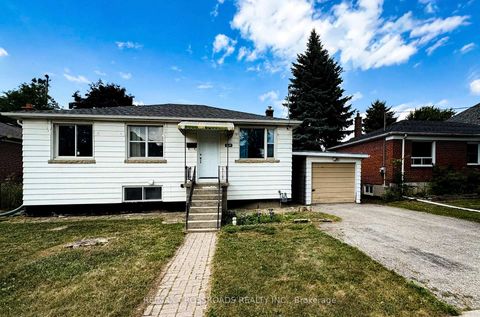 Photo 34 at 260 Connaught Avenue, Newtonbrook West, Toronto