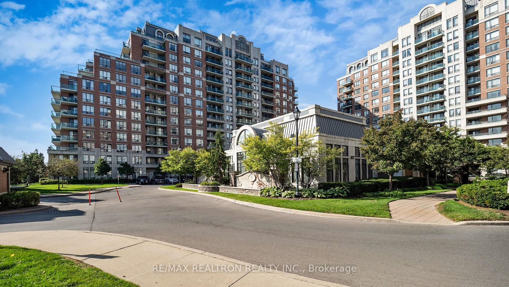 608 - 310 Red Maple Road, Langstaff, Richmond Hill 
