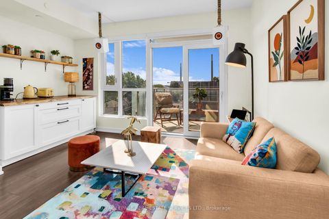 Photo 4 at 601 - 150 Logan Avenue, South Riverdale, Toronto