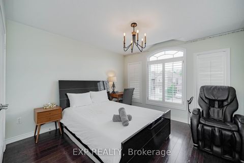 Photo 32 at 116 Colesbrook Road, Westbrook, Richmond Hill