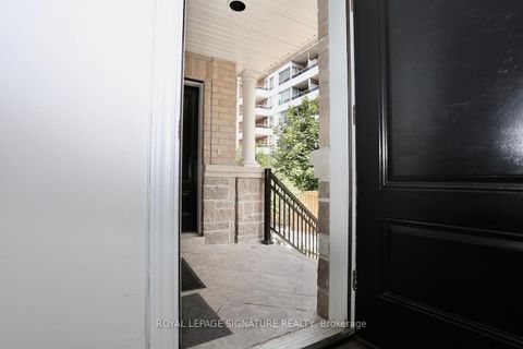 Photo 9 at Th27 - 39 Drewry Avenue, Newtonbrook West, Toronto