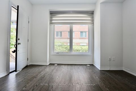 Photo 10 at Th27 - 39 Drewry Avenue, Newtonbrook West, Toronto
