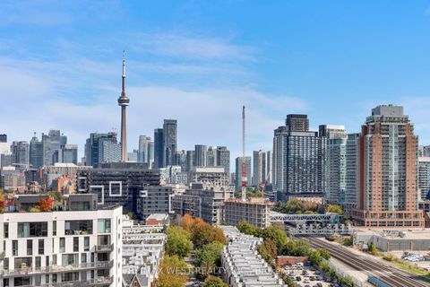 Photo 17 at 1621E - 36 LISGAR Street, Little Portugal, Toronto