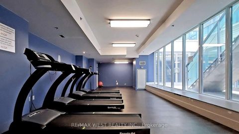 Photo 33 at 1621E - 36 LISGAR Street, Little Portugal, Toronto