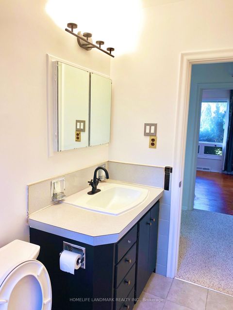 Photo 14 at 9 Terrington Court, Don Mills, Toronto