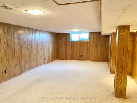 Photo 17 at 9 Terrington Court, Don Mills, Toronto
