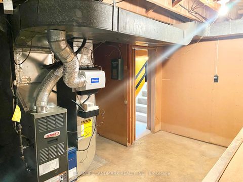 Photo 23 at 9 Terrington Court, Don Mills, Toronto