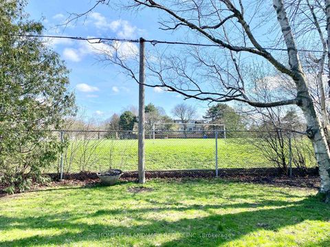 Photo 26 at 9 Terrington Court, Don Mills, Toronto