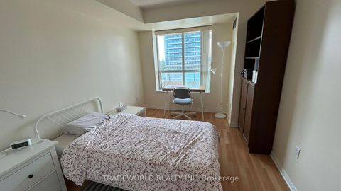 Photo 12 at 2009 - 3 Pemberton Avenue, Newtonbrook East, Toronto