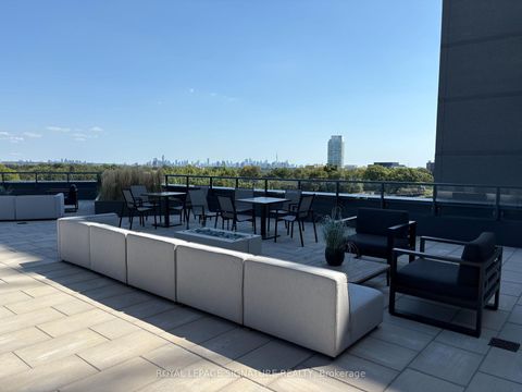 Photo 2 at 109 - 293 The Kingsway, City Centre West, Toronto Photo 2 at 109 - 293 The Kingsway, City Centre West, Toronto