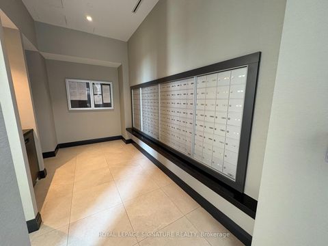 Photo 10 at 109 - 293 The Kingsway, City Centre West, Toronto