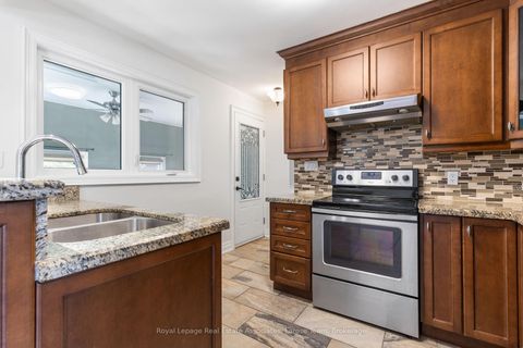 Photo 9 at 236 Woodale Avenue, WO West, Oakville