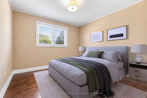 Photo 16 at 236 Woodale Avenue, WO West, Oakville