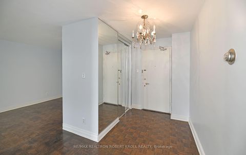 Photo 2 at 501 - 581 Avenue Road, St. Clair, Toronto