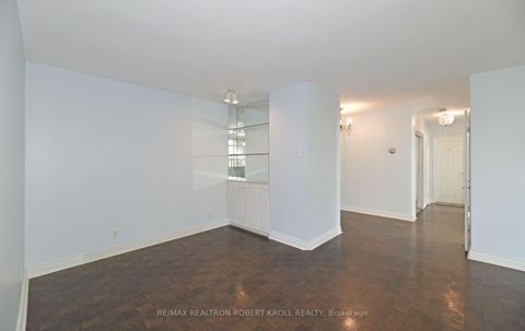 Photo 11 at 501 - 581 Avenue Road, St. Clair, Toronto