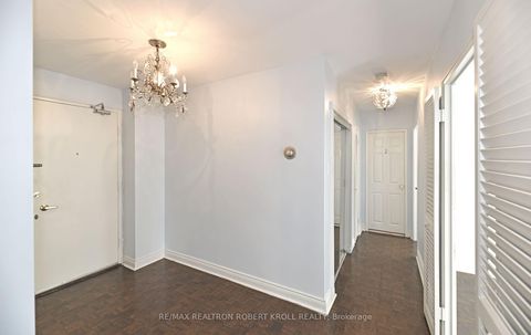 Photo 12 at 501 - 581 Avenue Road, St. Clair, Toronto