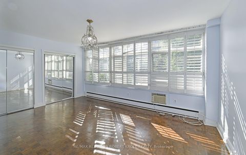 Photo 13 at 501 - 581 Avenue Road, St. Clair, Toronto