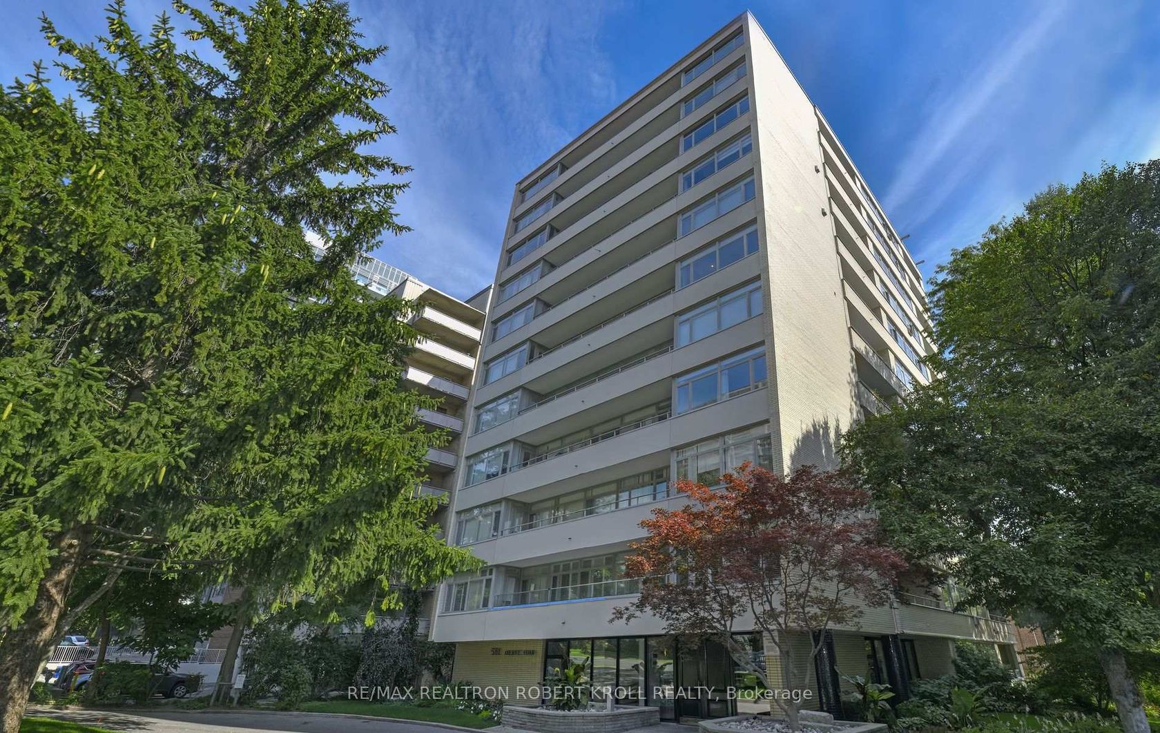 501 - 581 Avenue Road, St. Clair, Toronto by Loree Meneguzzi Real Estate 501 - 581 Avenue Road, St. Clair, Toronto