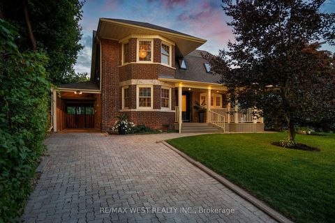 Photo 0 at 207 Ellis Avenue, Swansea, Toronto