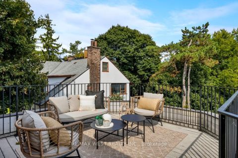 Photo 19 at 207 Ellis Avenue, Swansea, Toronto