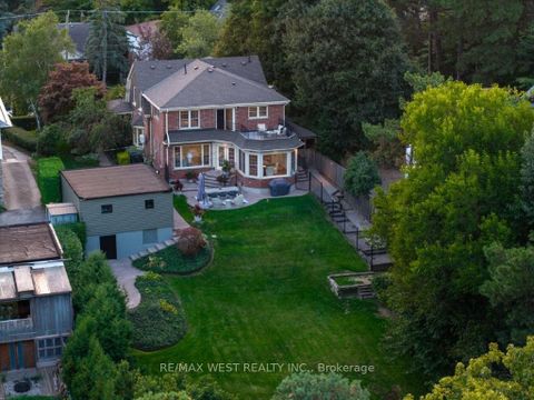 Photo 43 at 207 Ellis Avenue, Swansea, Toronto
