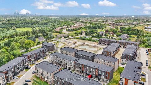 Photo 1 at 15 Quilico Road N, Elder Mills, Vaughan