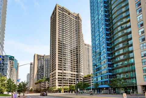 Photo 1 at 2914 - 55 Harbour Square, Waterfront Communities C1, Toronto