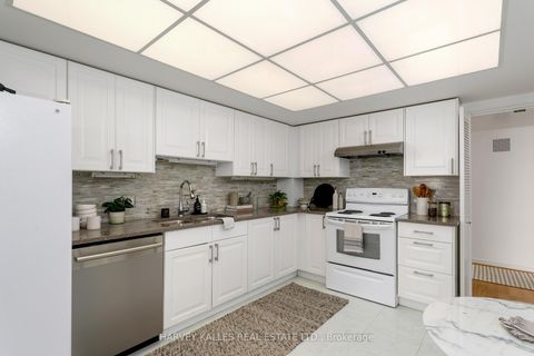 Photo 23 at 2914 - 55 Harbour Square, Waterfront Communities C1, Toronto