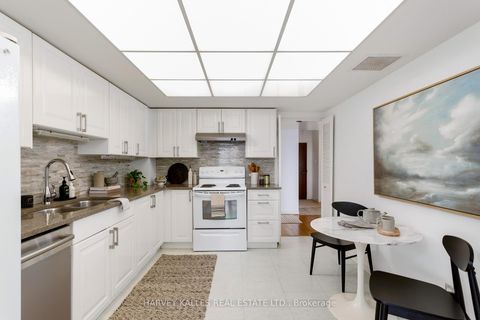 Photo 25 at 2914 - 55 Harbour Square, Waterfront Communities C1, Toronto