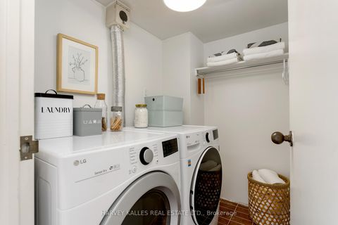 Photo 31 at 2914 - 55 Harbour Square, Waterfront Communities C1, Toronto