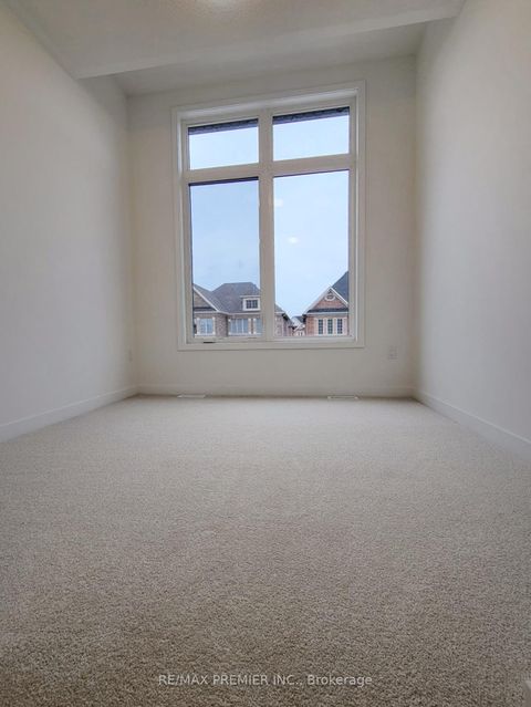 Photo 11 at 3 Ghent Drive, Kleinburg, Vaughan