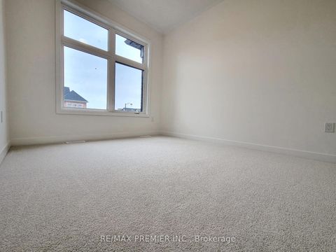 Photo 12 at 3 Ghent Drive, Kleinburg, Vaughan