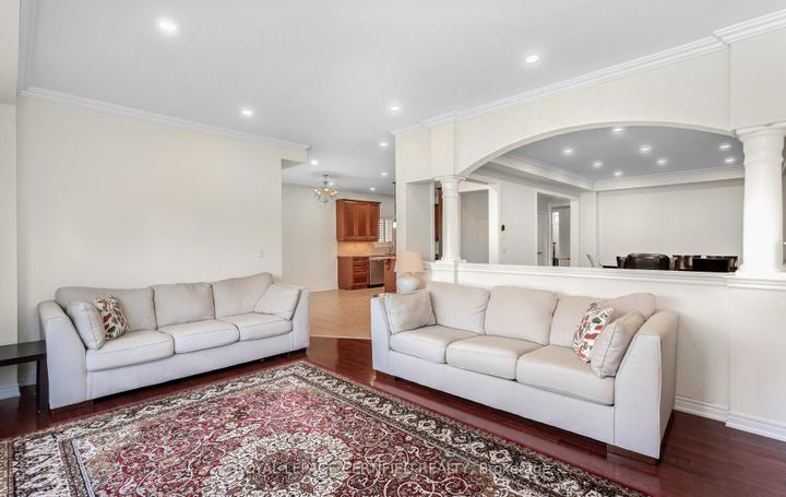 Photo 16 at 3327 Erin Centre Boulevard, Churchill Meadows, Mississauga
