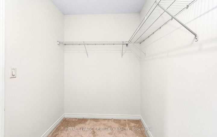 Photo 31 at 3327 Erin Centre Boulevard, Churchill Meadows, Mississauga