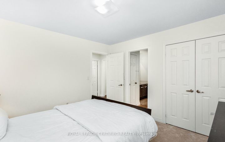 Photo 39 at 3327 Erin Centre Boulevard, Churchill Meadows, Mississauga
