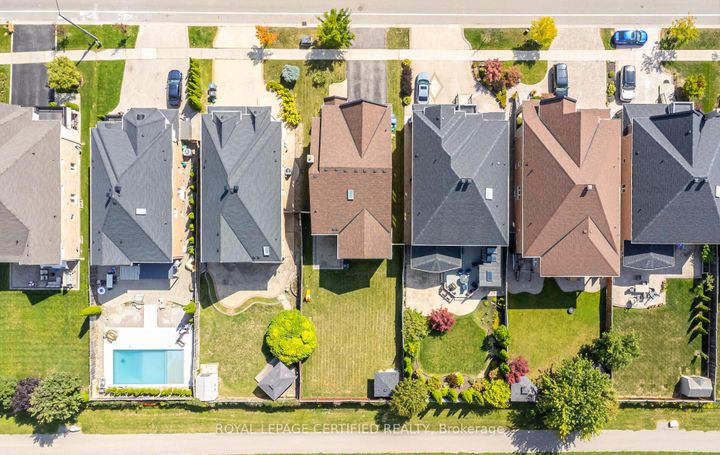Photo 48 at 3327 Erin Centre Boulevard, Churchill Meadows, Mississauga