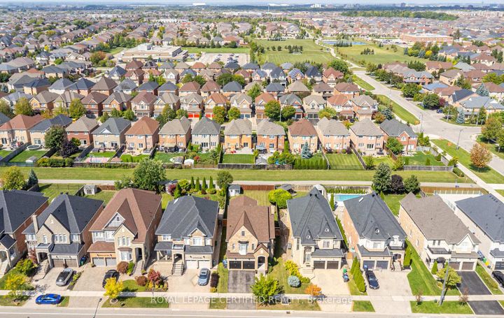 Photo 49 at 3327 Erin Centre Boulevard, Churchill Meadows, Mississauga