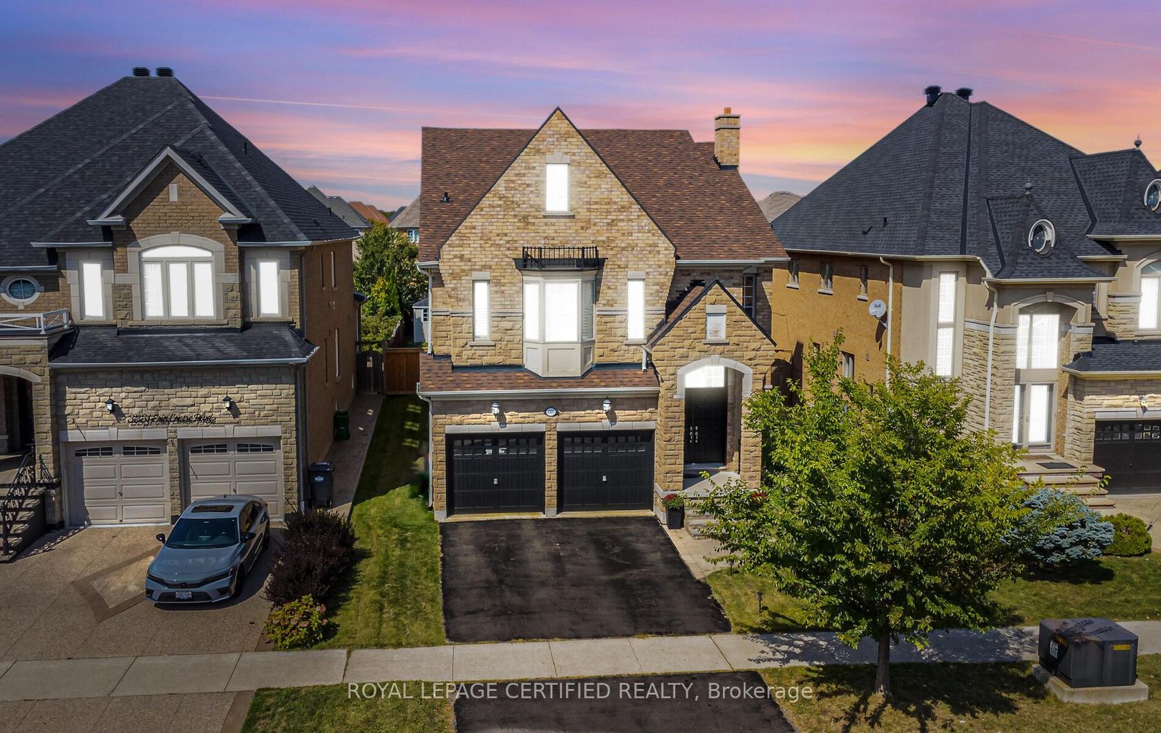 3327 Erin Centre Boulevard, Churchill Meadows, Mississauga 2