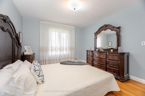 Photo 18 at 46 Cardigan Road, Queensway, Toronto Photo 18 at 46 Cardigan Road, Queensway, Toronto