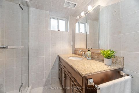 Photo 34 at 46 Cardigan Road, Queensway, Toronto