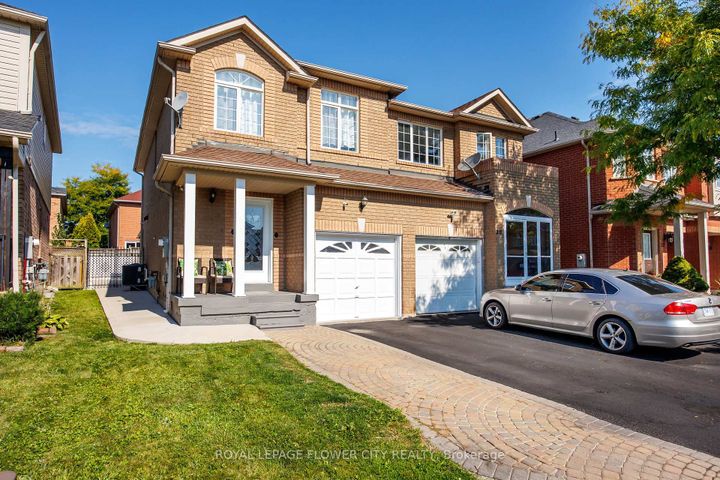 Photo 1 at 28 Bearwood Street, Fletcher's Meadow, Brampton