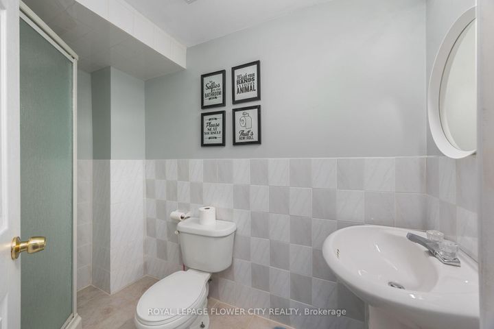 Photo 26 at 28 Bearwood Street, Fletcher's Meadow, Brampton