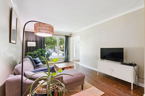 Photo 7 at 124 Fortrose Crescent, Donalda, Toronto