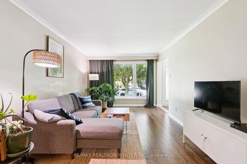 Photo 9 at 124 Fortrose Crescent, Donalda, Toronto