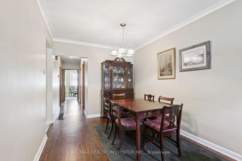 Photo 10 at 124 Fortrose Crescent, Donalda, Toronto