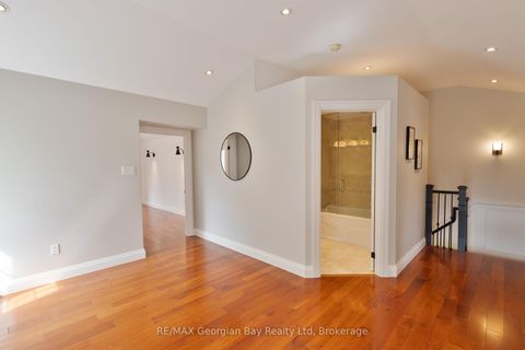 Photo 27 at 105 Duckworth Street, Codrington, Barrie